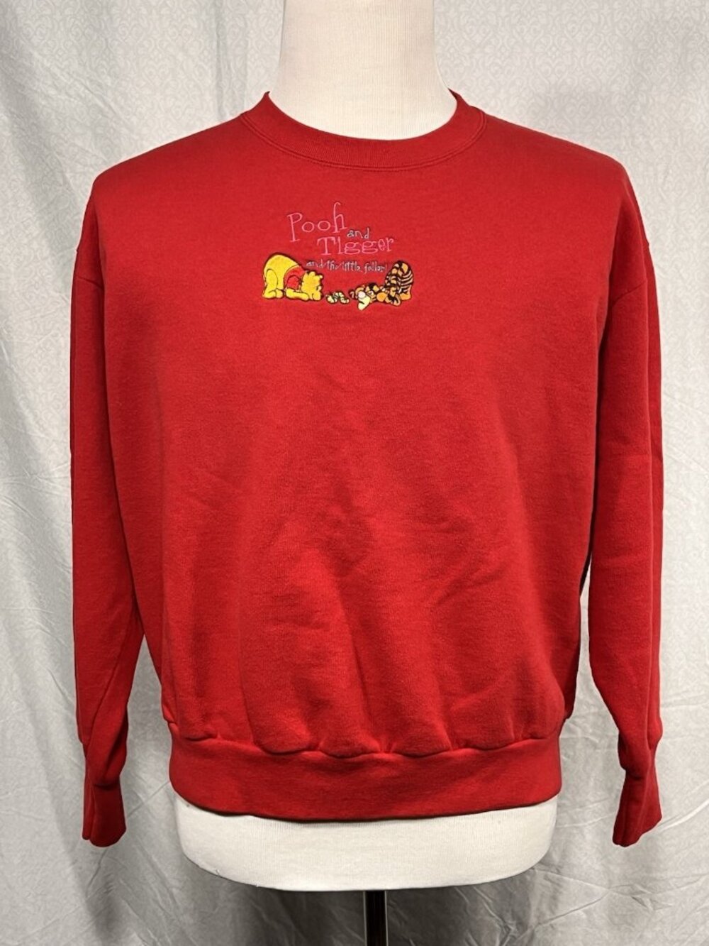 Vintage Disney Winnie The Pooh Tigger Crewneck Sweatshirt USA Red Embroidered L